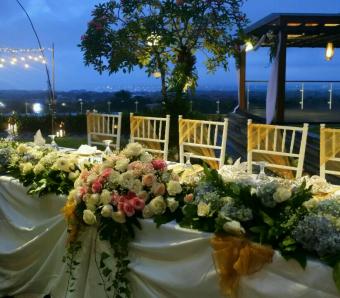 Long table dinner set up four point ungasan