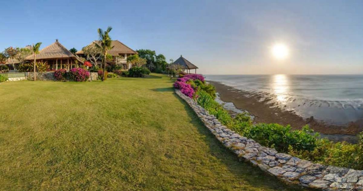 Villa Bayuh Sabbha - Clifftop wedding venue