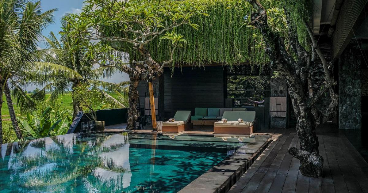 Villa Mana Lounge Poolside Bali Villa Wedding